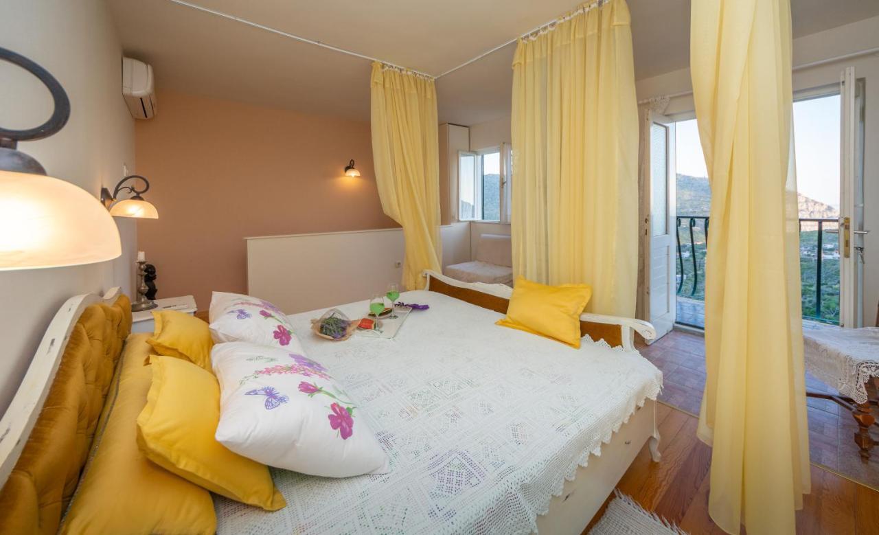 Villa Blanka Žrnovnica Esterno foto